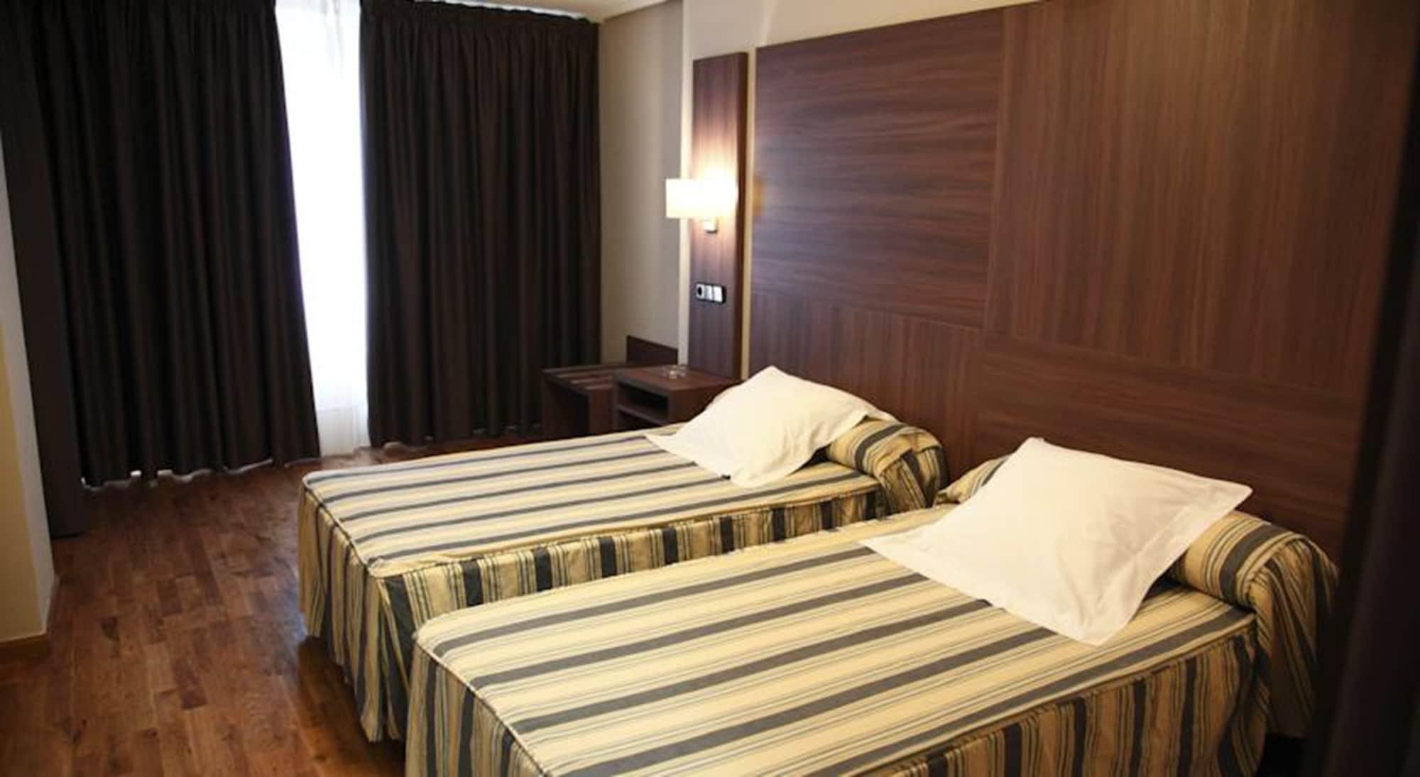 Cesaraugusta Hotel Zaragoza Ngoại thất bức ảnh